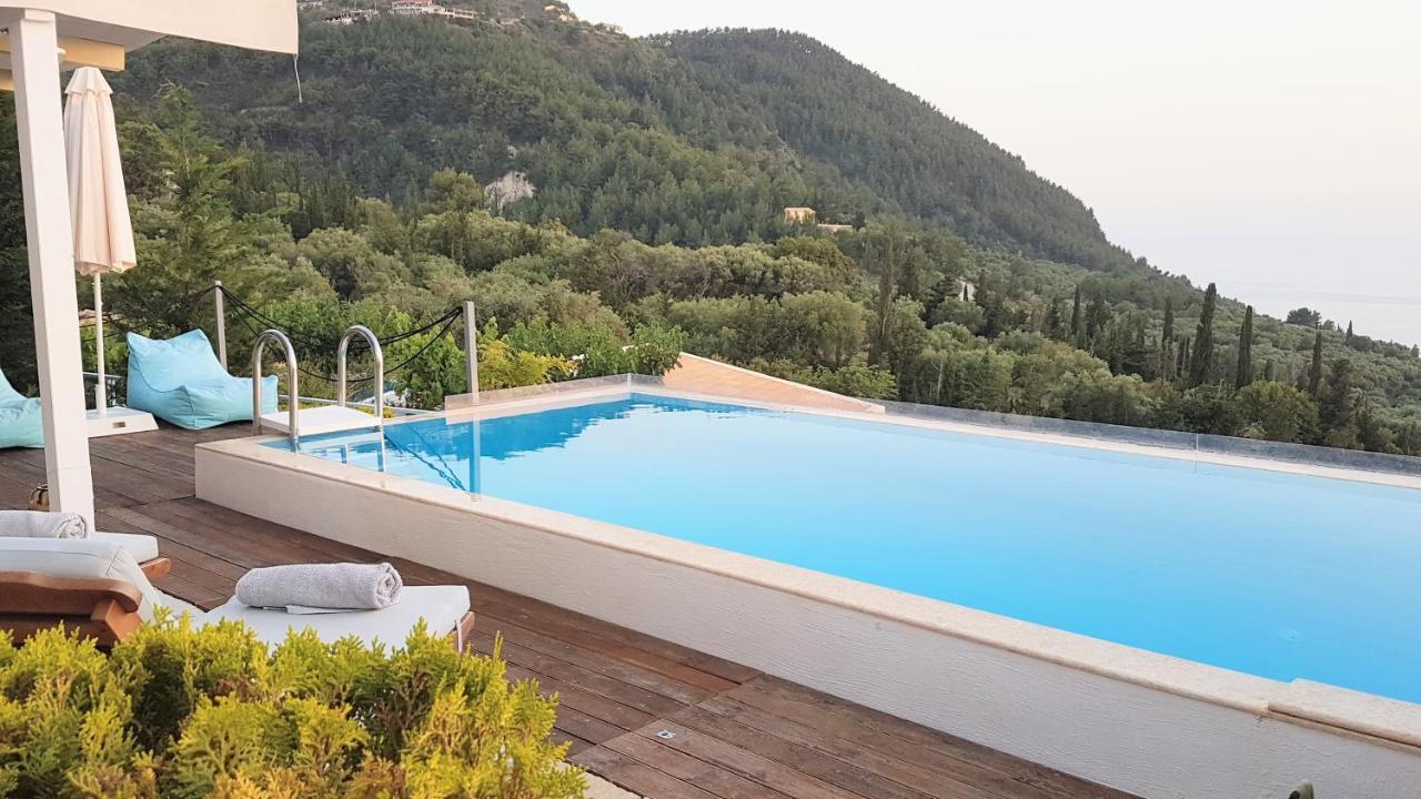 White Villas Lefkada กาลามิตซี ภายนอก รูปภาพ