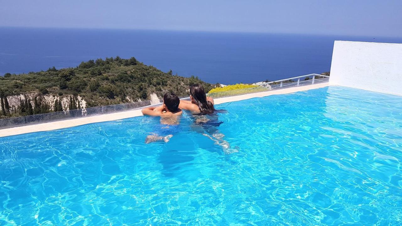 White Villas Lefkada กาลามิตซี ภายนอก รูปภาพ