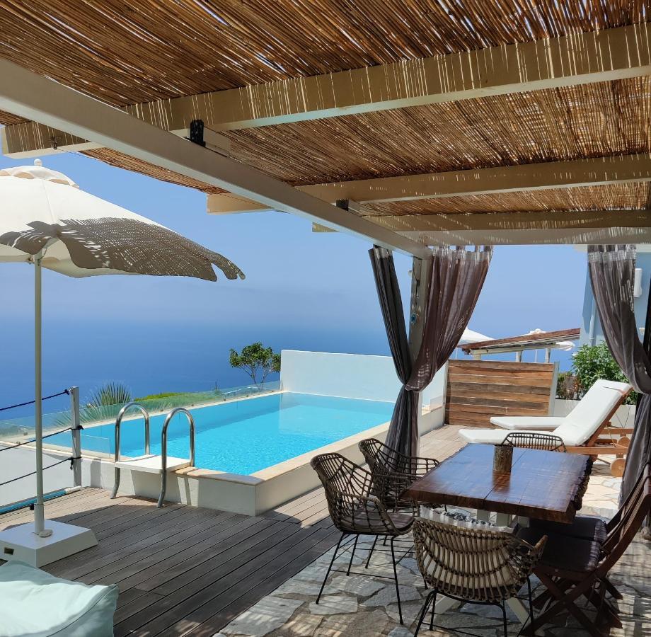 White Villas Lefkada กาลามิตซี ภายนอก รูปภาพ